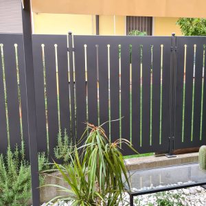 cmc recinzioni-cantiere Verona-Recinzione modello bastoni